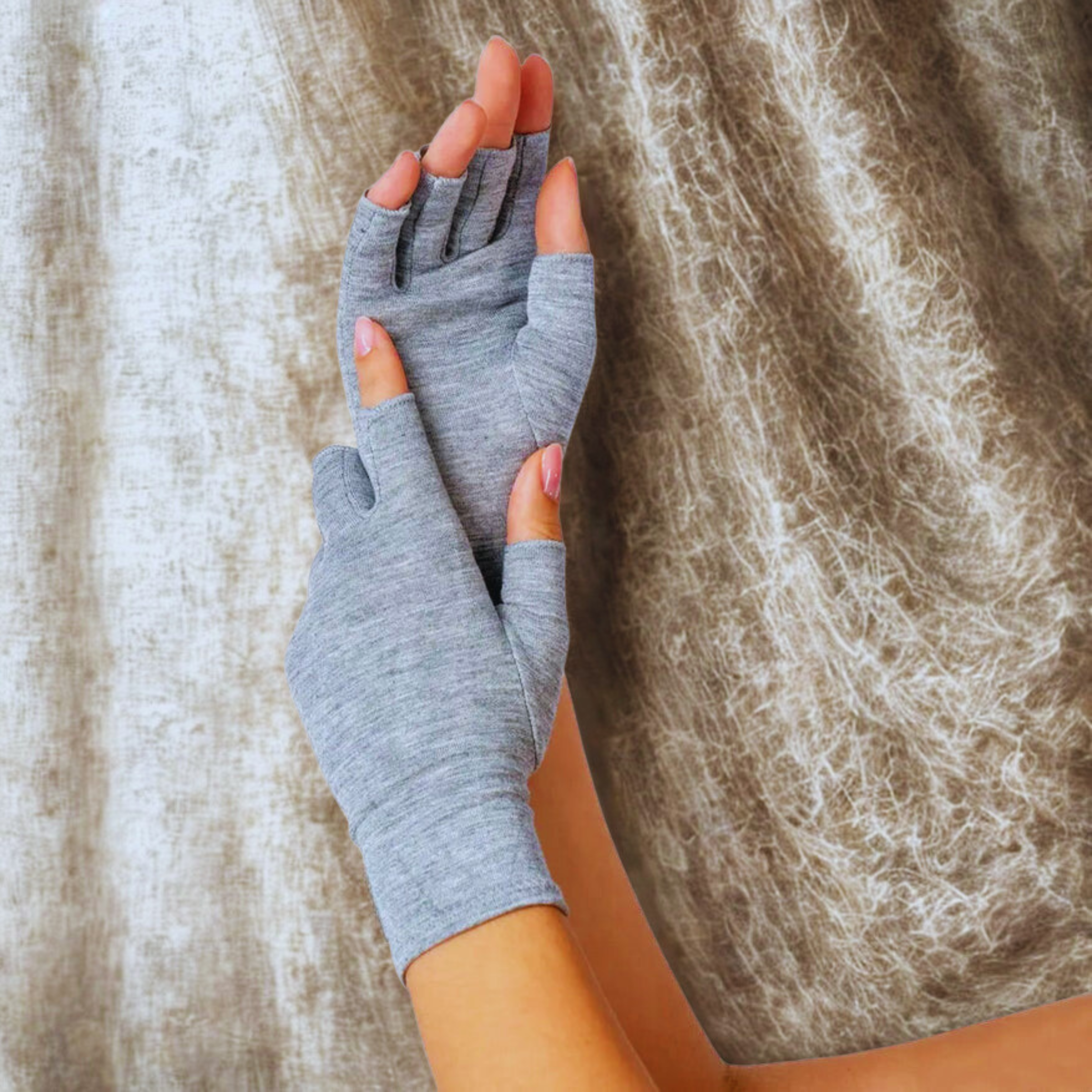 Flexiaura™ Premium Bamboo Compression Glove